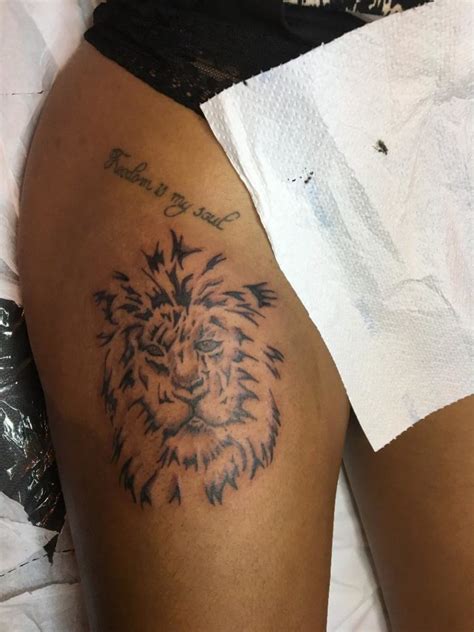 Tatouage Femme Cuisse Lion Épinglé sur Tatouage